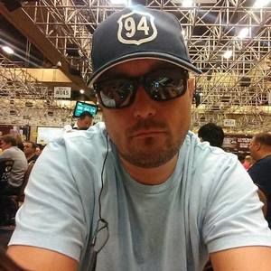 Meet your Posher, Eric